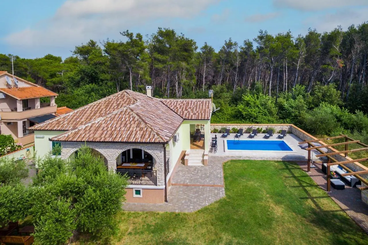 Villa Curta Privlaka  Croatia